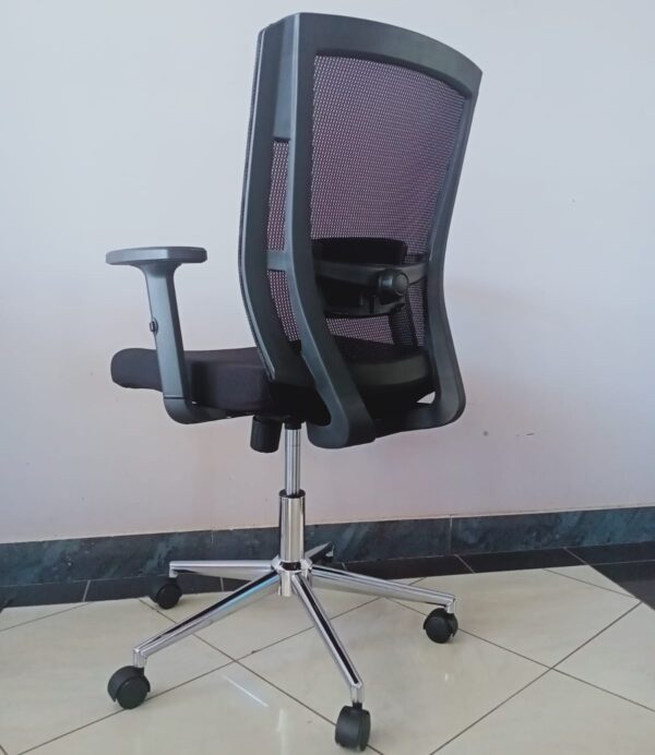 Ergonomic Office Chair with Adjustable Arms - Image 2