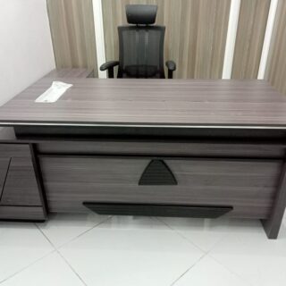 1800mm Director Office Table with a widened tabletop and integrated auxiliary storage for modern office spaces.