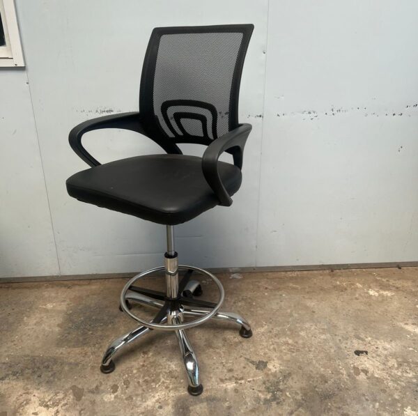 Ergonomic mesh reception chair with adjustable height, footrest, and lumbar support.